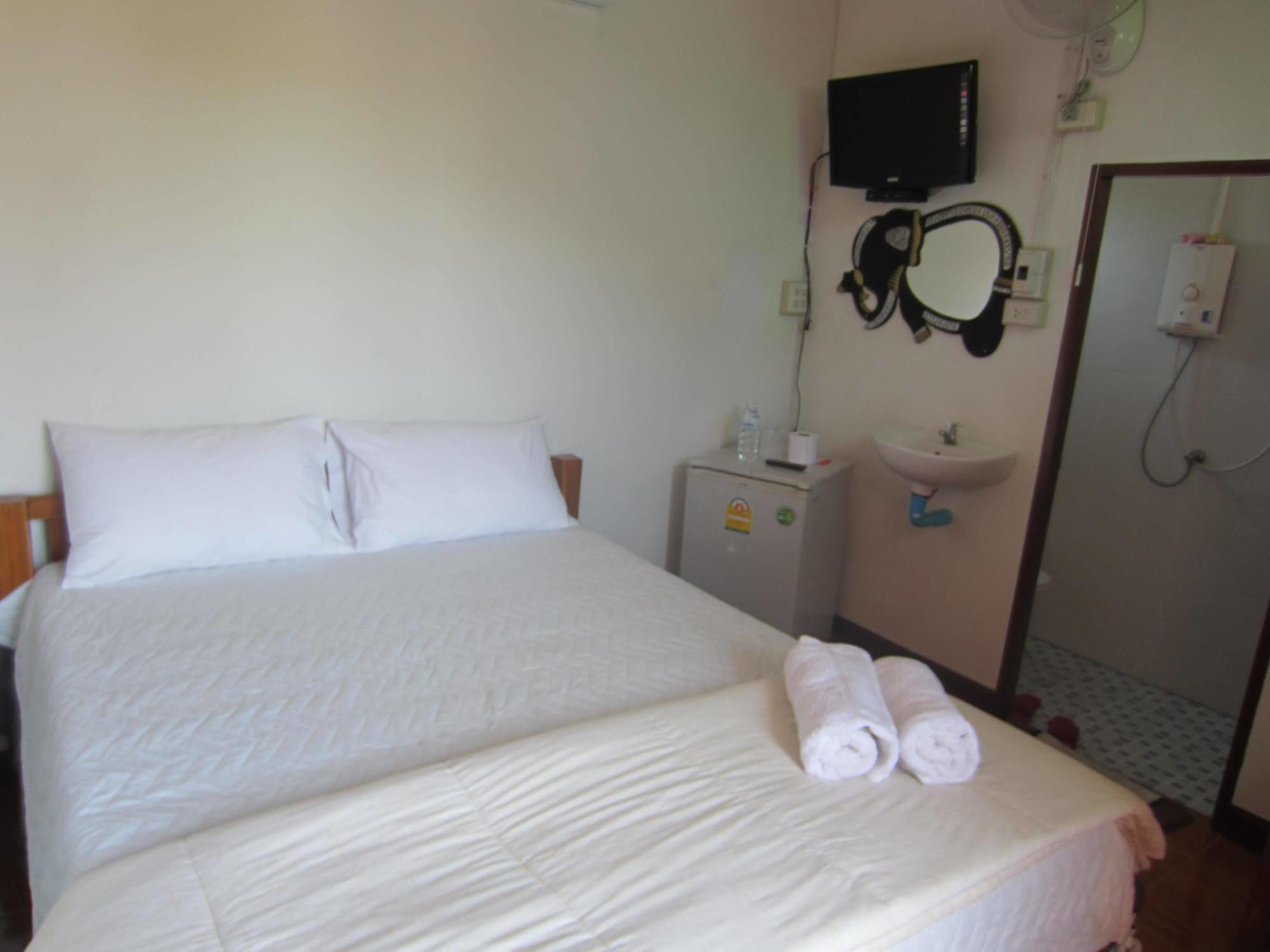 Chuan Chom Resort Sukhothai Bagian luar foto